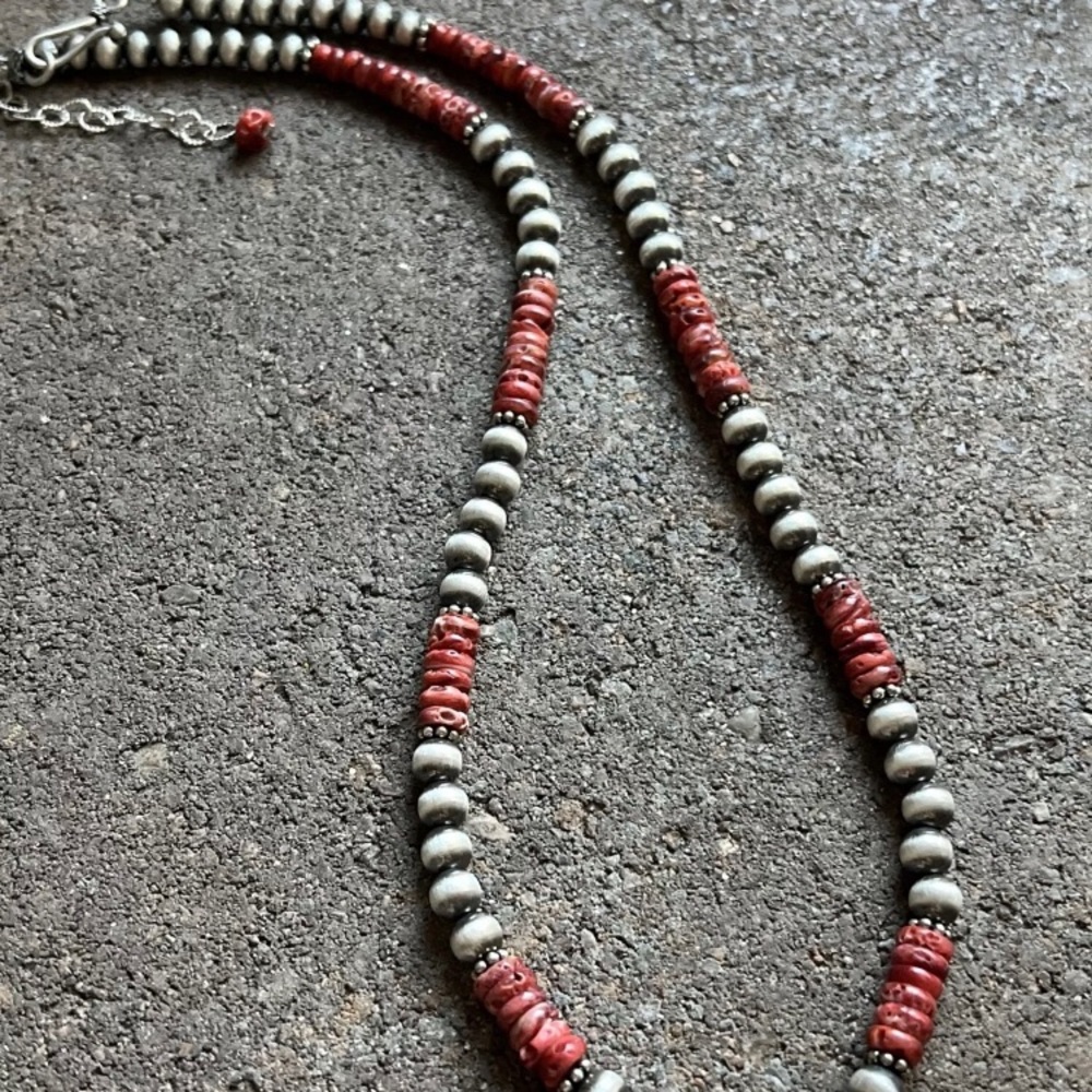 Sterling Silver Red Spiny Oyster W Pearls Bead Necklace. 18 inch - Picture 10 of 12